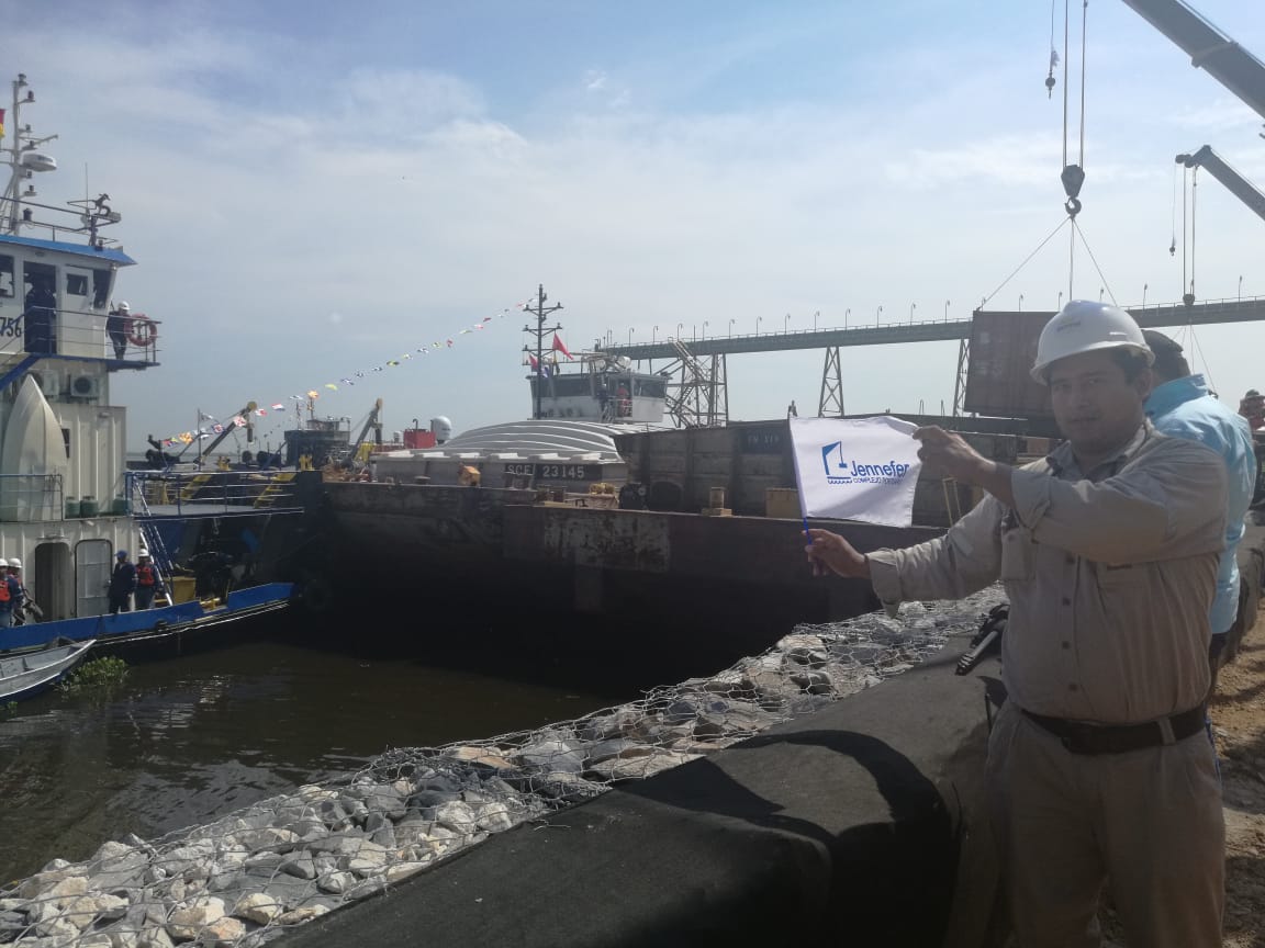 Puerto Jennefer paraliza operaciones a causa de la sequía que afecta a la Hidrovía Paraguay - Paraná
