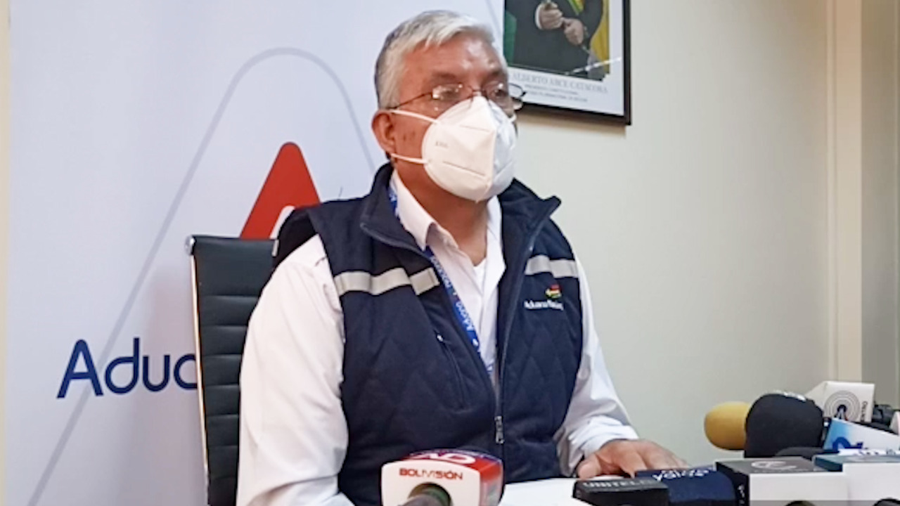 Aduana Nacional iniciará acciones legales contra personas que retuvieron a funcionarios