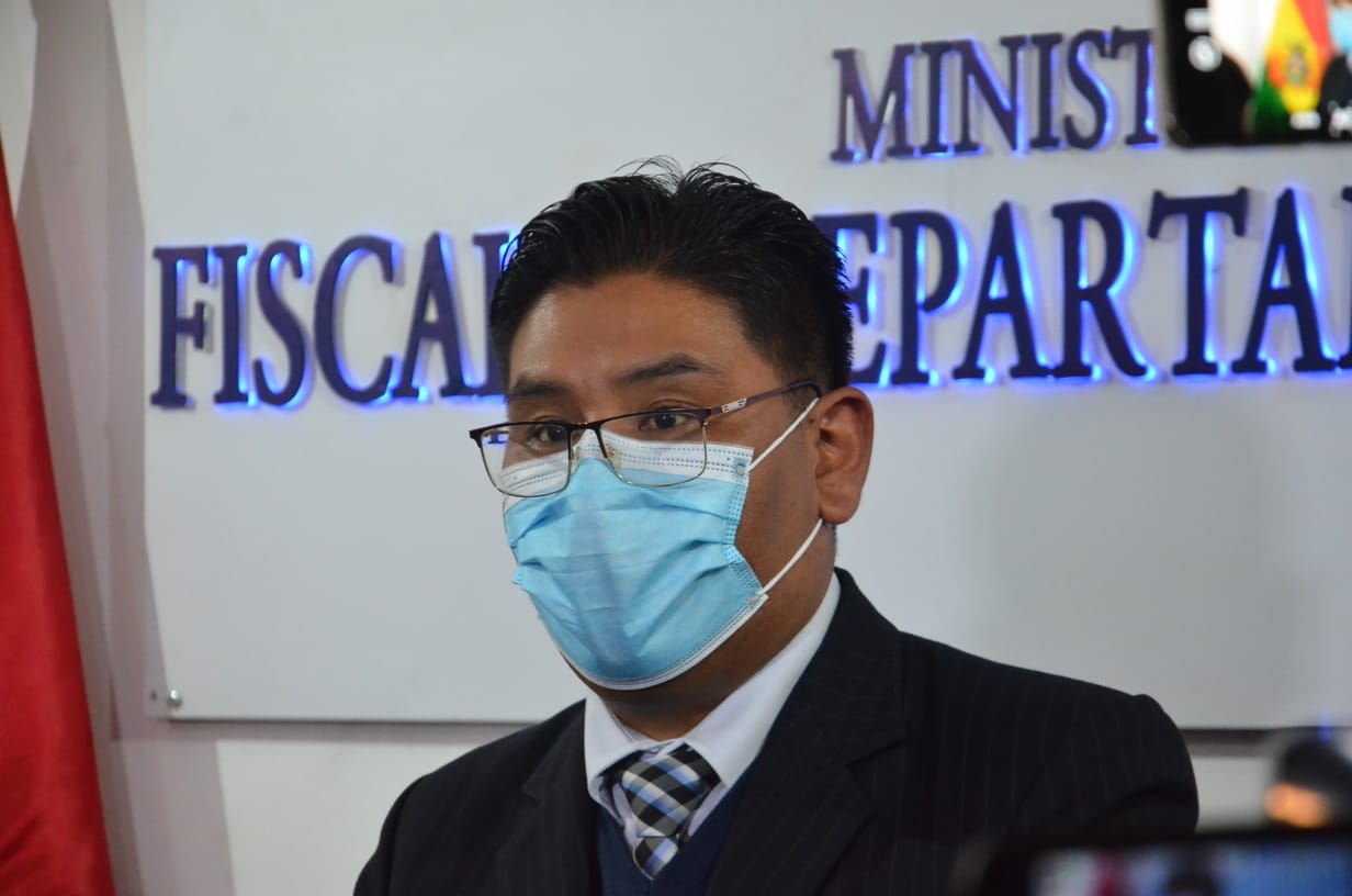 Aprehenden a juez acusado de otorgar detención domiciliaria a un sentenciado por asesinato