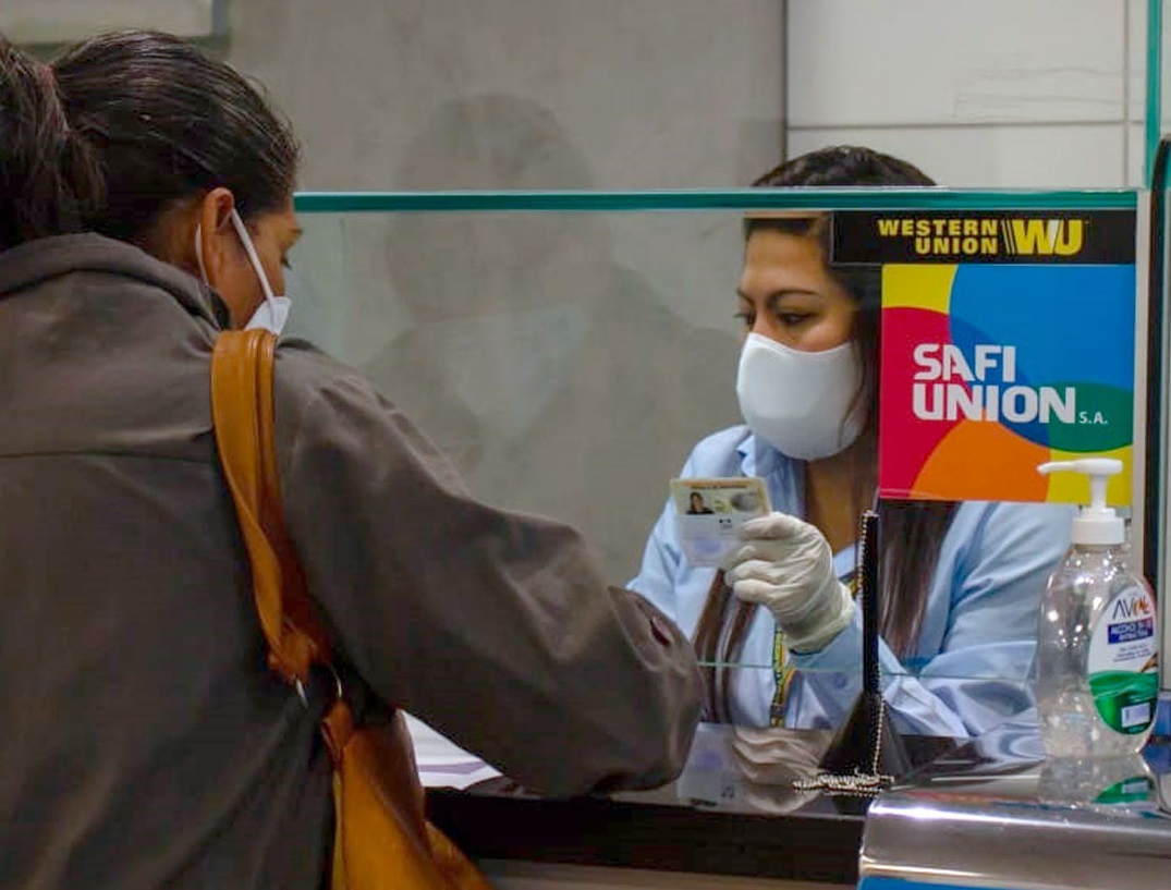 Presidente Arce destaca la reactivación económica del departamento de La Paz