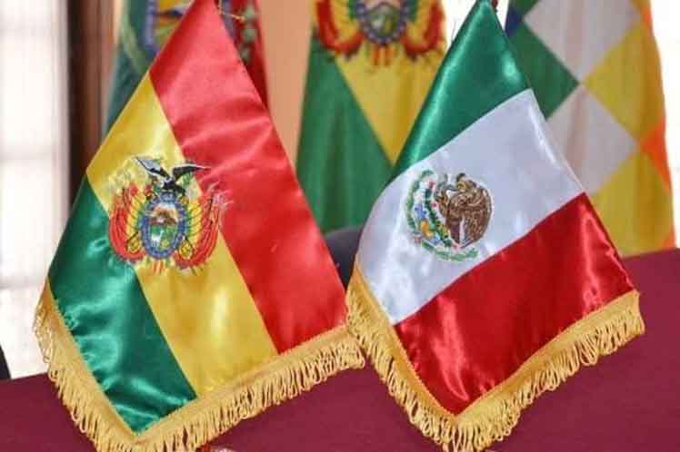 Oficializan supresión de visas para que bolivianos ingresen a México sin visa (adelanto)