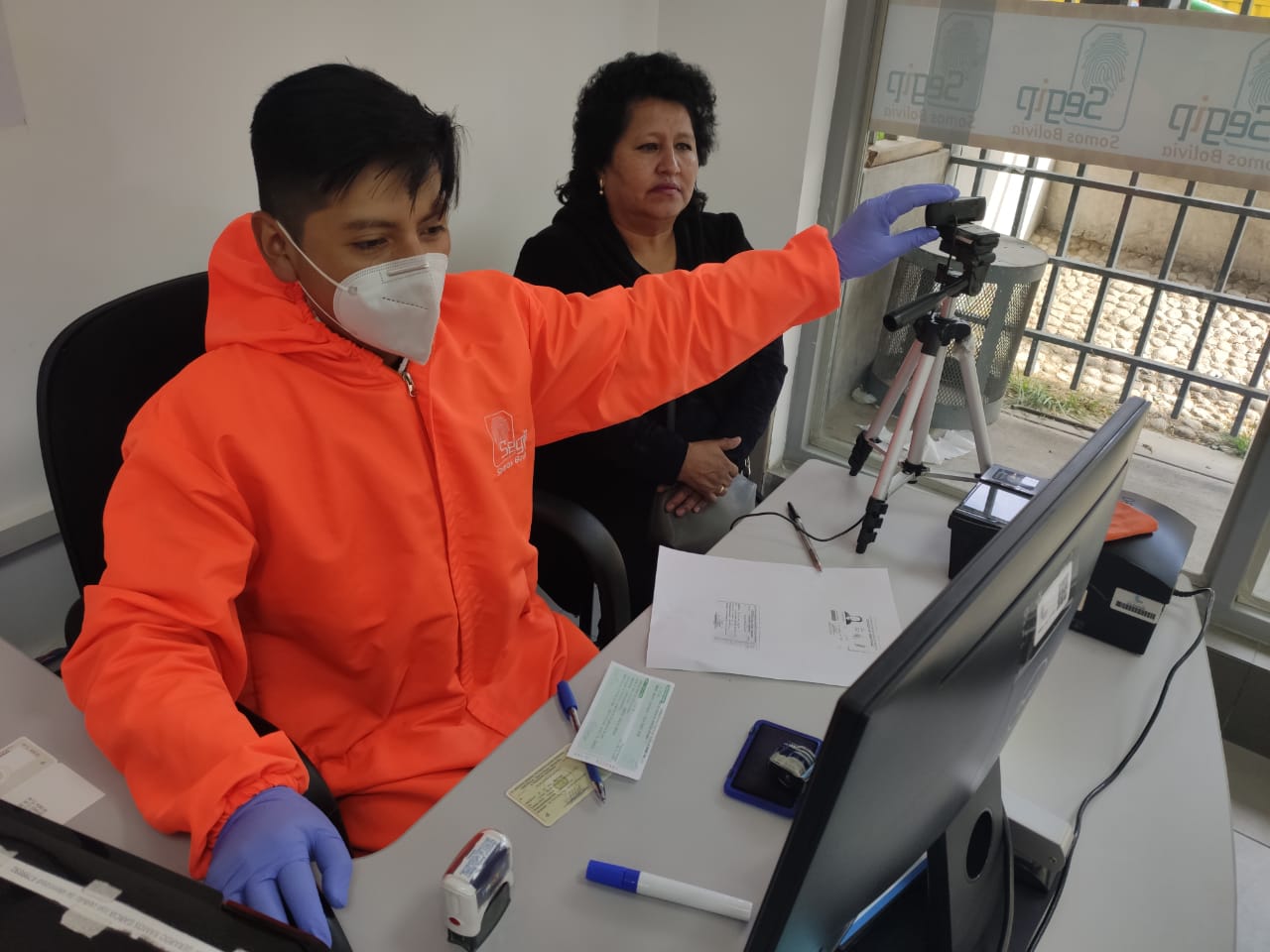 Segip desplaza brigadas móviles a 12 municipios del país para facilitar trámites de cédulas de identidad