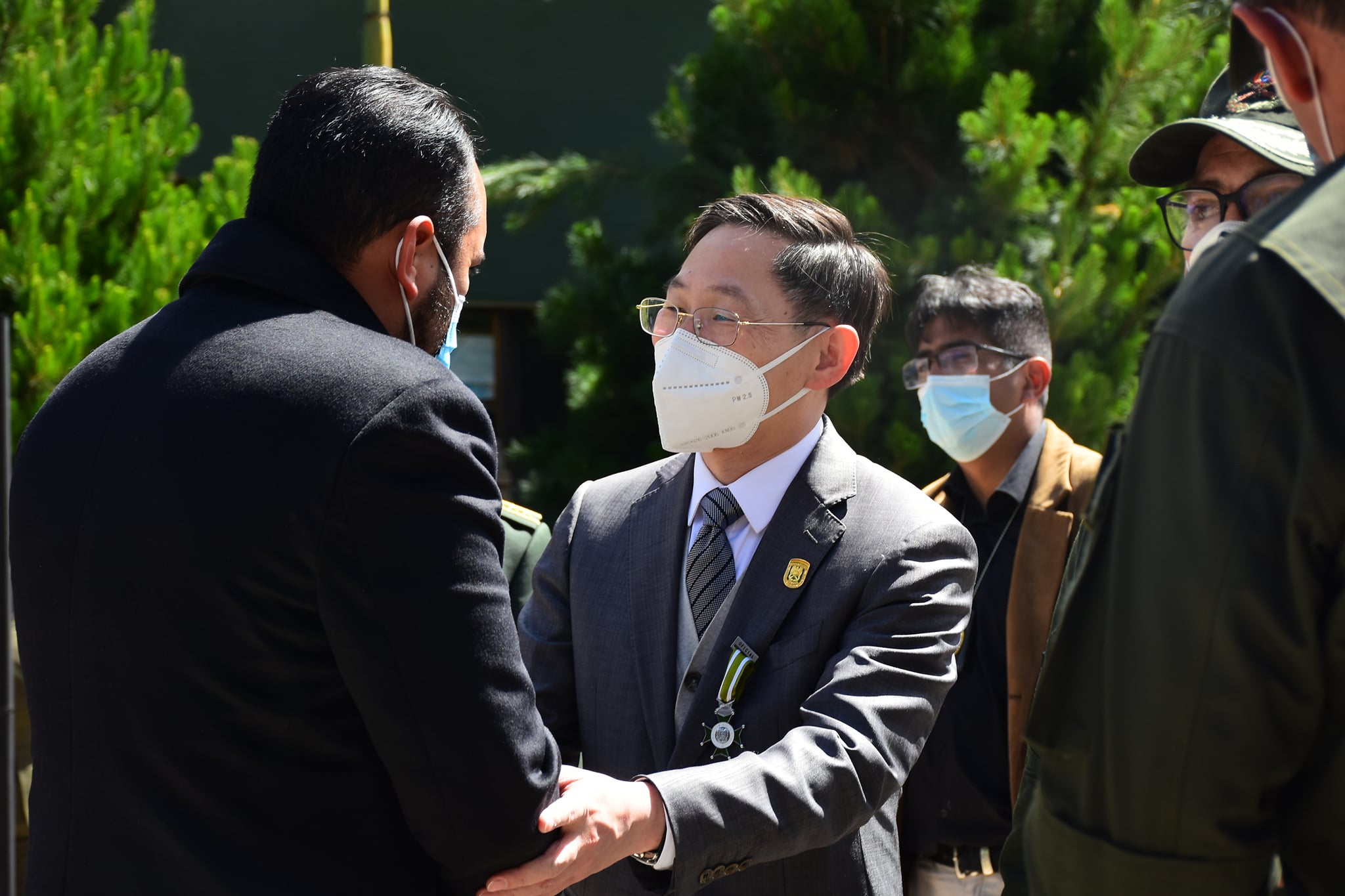 China dona motocicletas a la Policía Boliviana para fortalecer sus operaciones