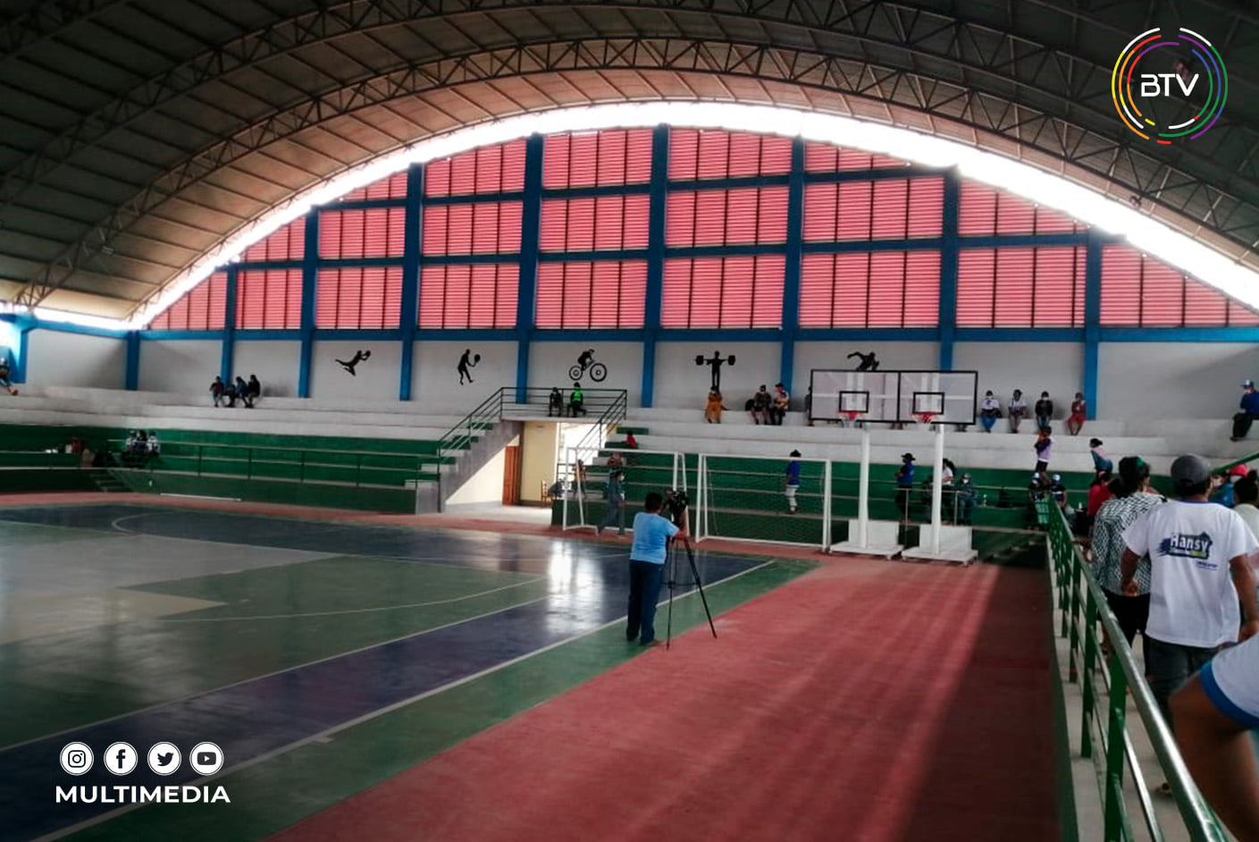 Habitantes del municipio de San Lorenzo, en Pando, se benefician con un moderno coliseo (adelanto)