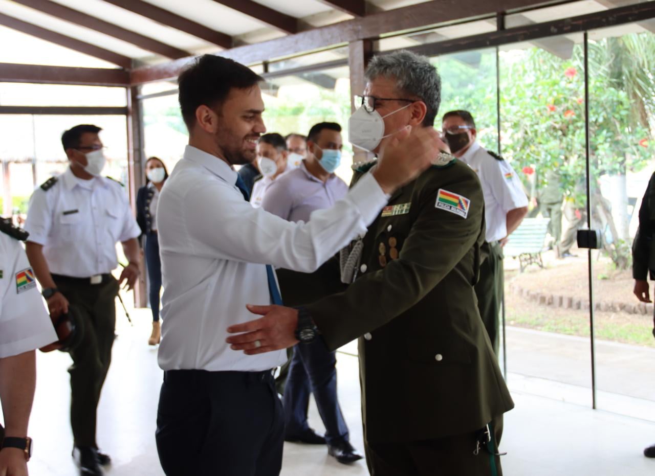 Ministro Del Castillo destaca el compromiso de la Policía con la democracia