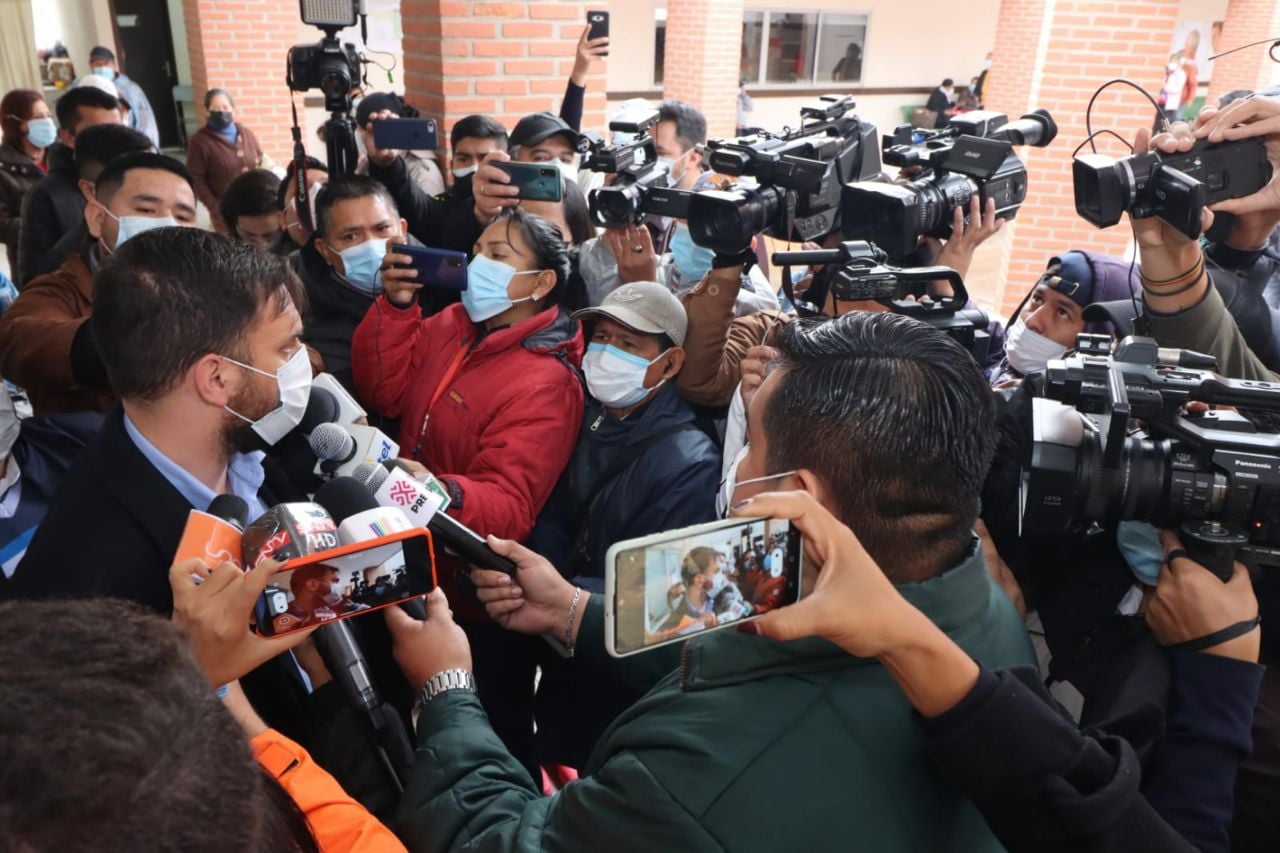 Gobierno informa que se logró sofocar hasta el 60% de los incendios en la Chiquitanía