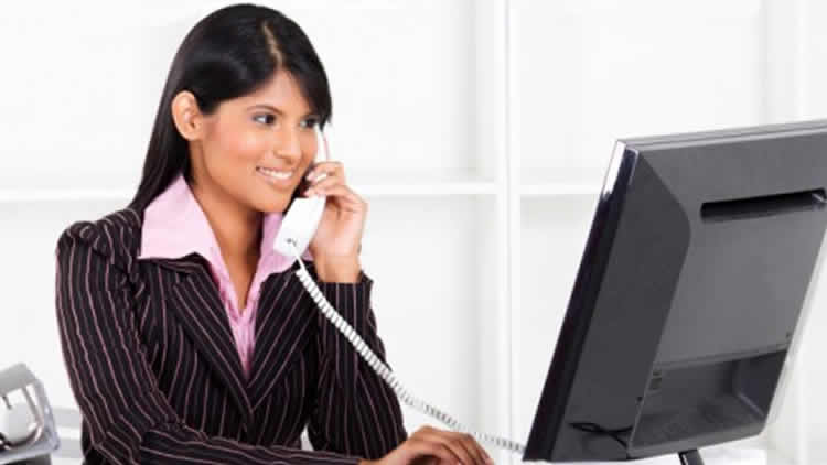 Ministerio de Trabajo dispone tolerancia de media jornada laboral para las secretarias en su día