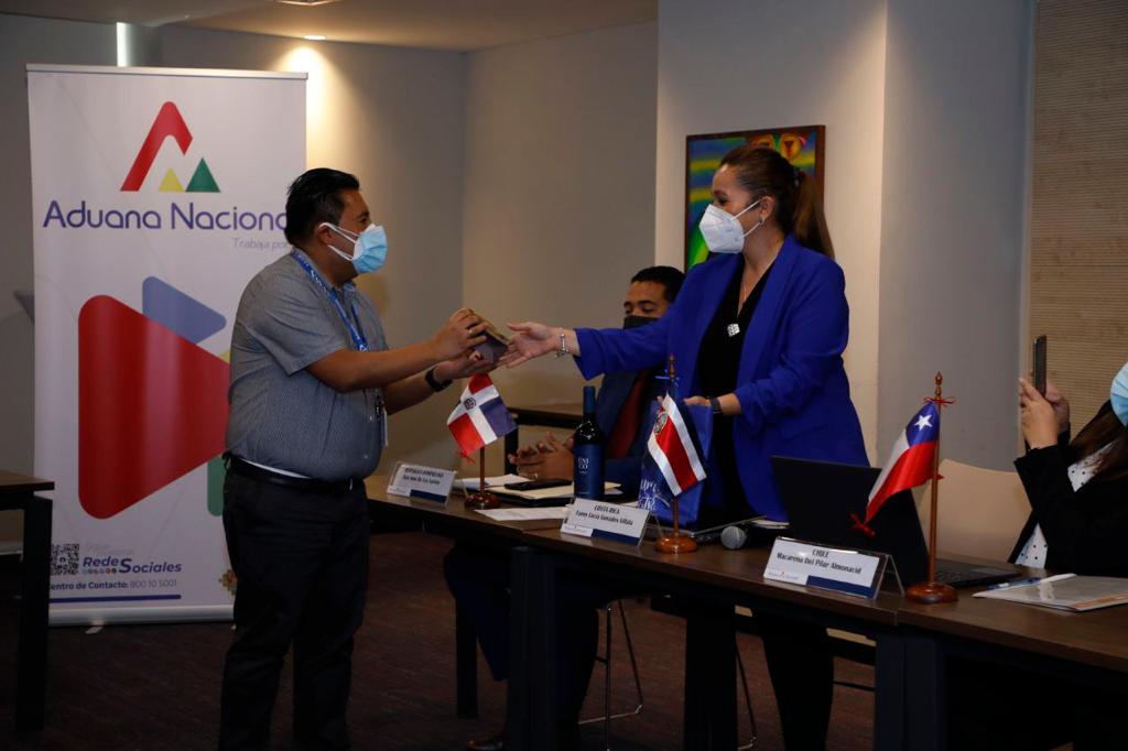 Los procedimientos OEA de la Aduana Nacional son compatibles a escala internacional