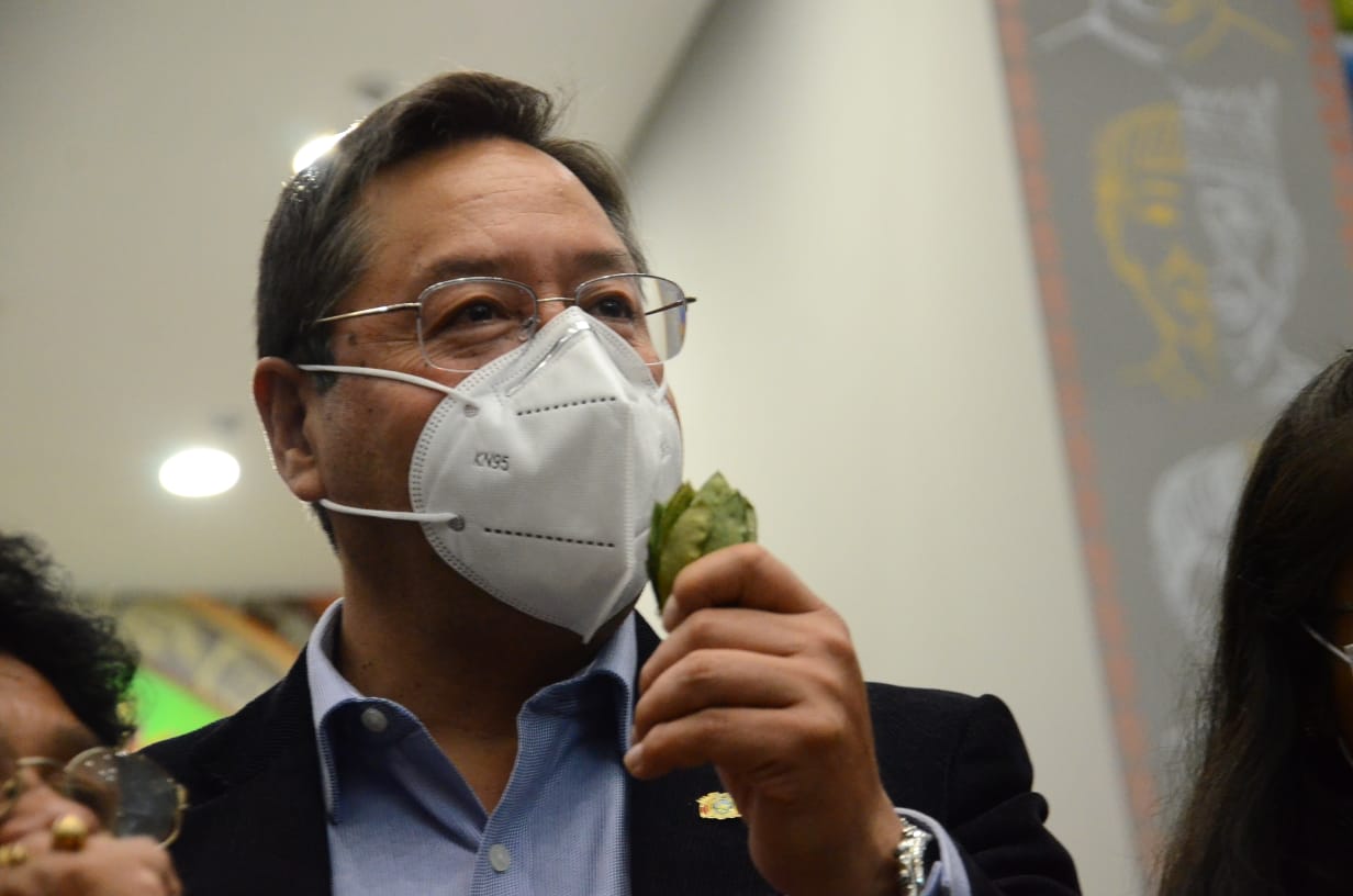 Bolivia reivindica los beneficios de la hoja de coca y proyecta su industrialización (adelanto)