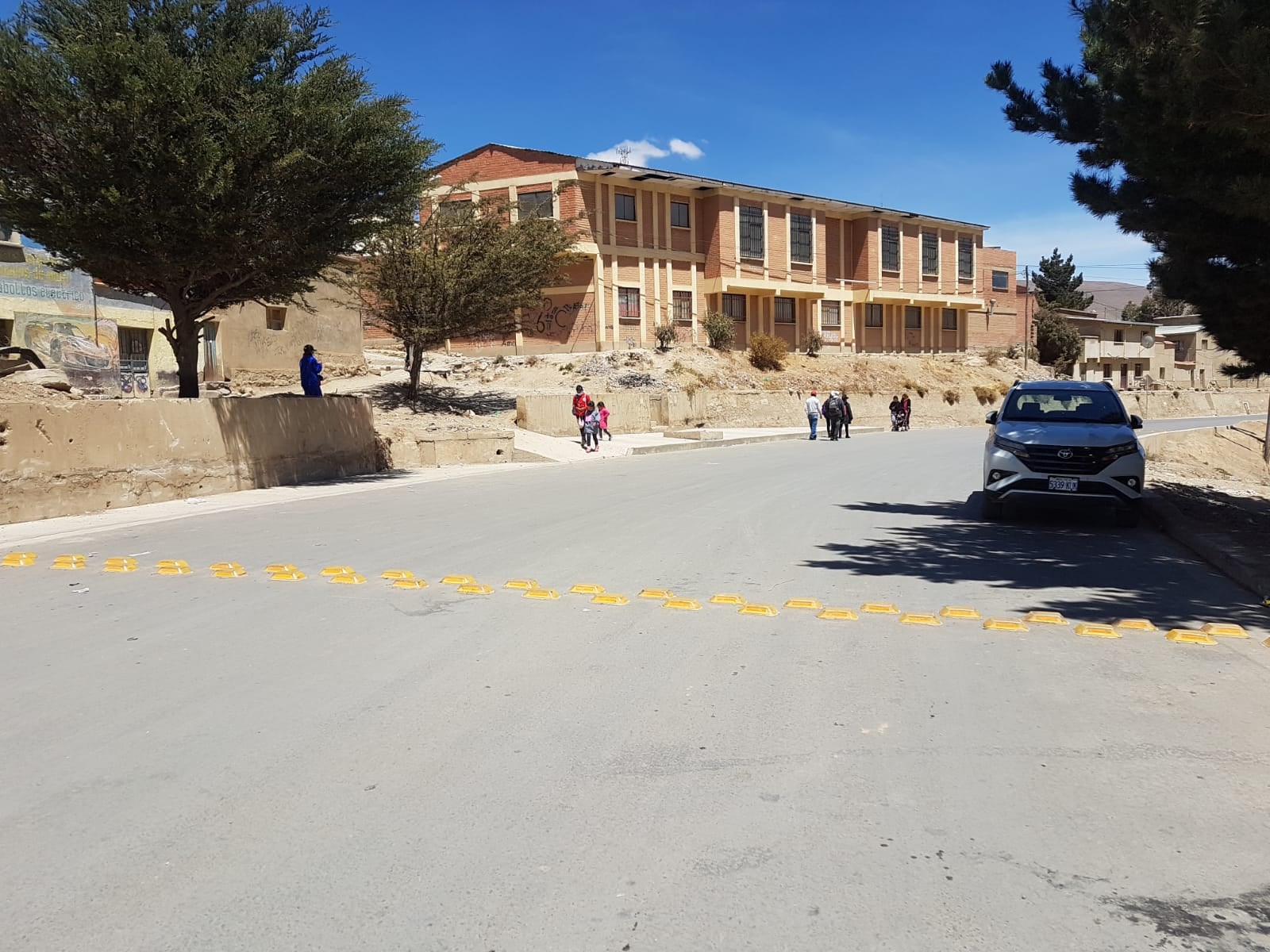 Oruro: FNDR concluye proyecto de asfaltado de la avenida Arce en Huanuni