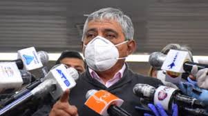 Candidato Arias evade preguntas sobre denuncias en su contra por acoso sexual