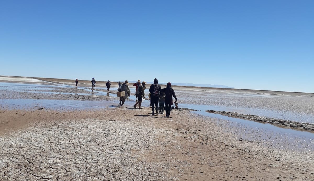 Gobierno plantea proyectos para mitigar y remediar la sequía de las aguas del lago Poopó de Oruro