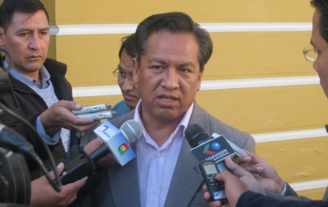 Expresidente del Senado: Áñez carece de respaldo documentado que avale su sucesión constitucional