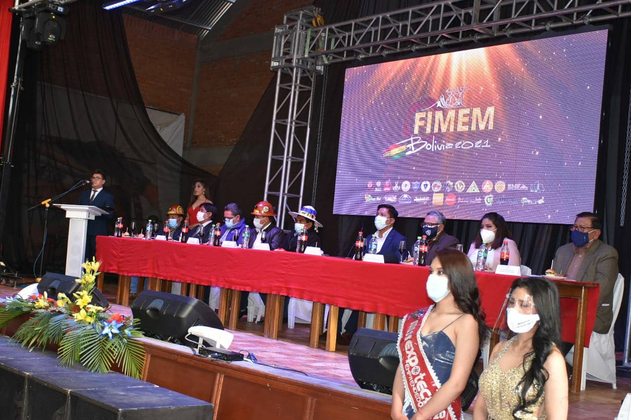 Ministro de Minería intercambia criterios y da conocer el trabajo gubernamental en la FIMEM-Bolivia 2021