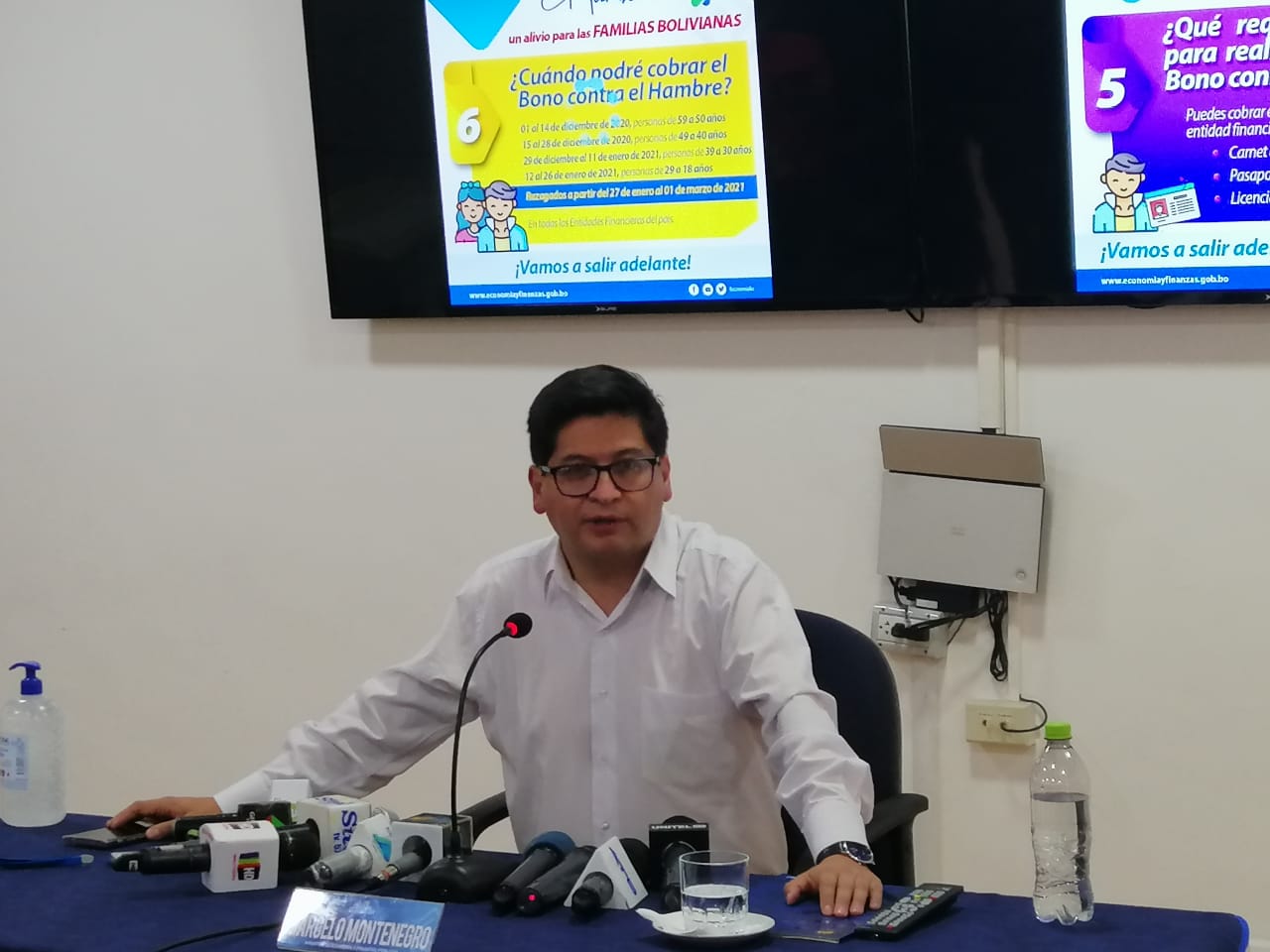 Gobierno invita a reunión a Confederación de Choferes para explicar propuesta sobre pago de créditos bancarios