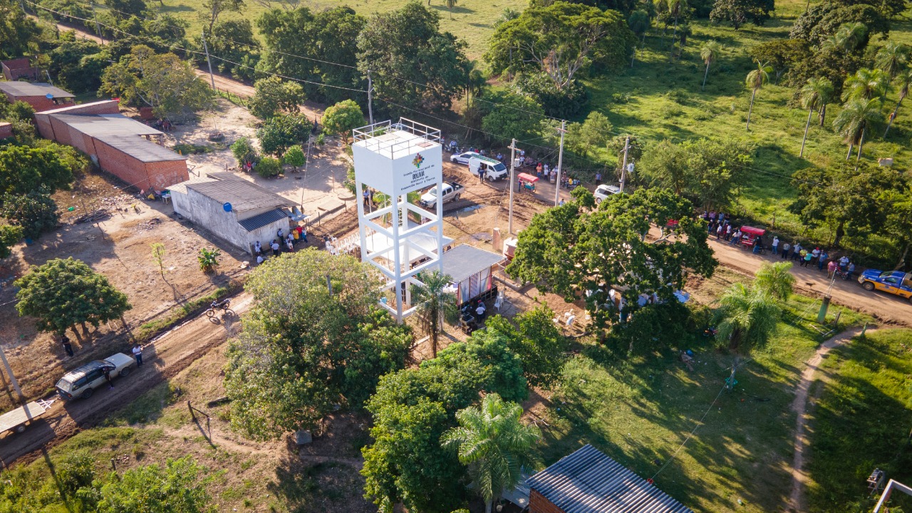 Gobierno entrega sistemas de agua para fortalecer la producción agropecuaria en Warnes