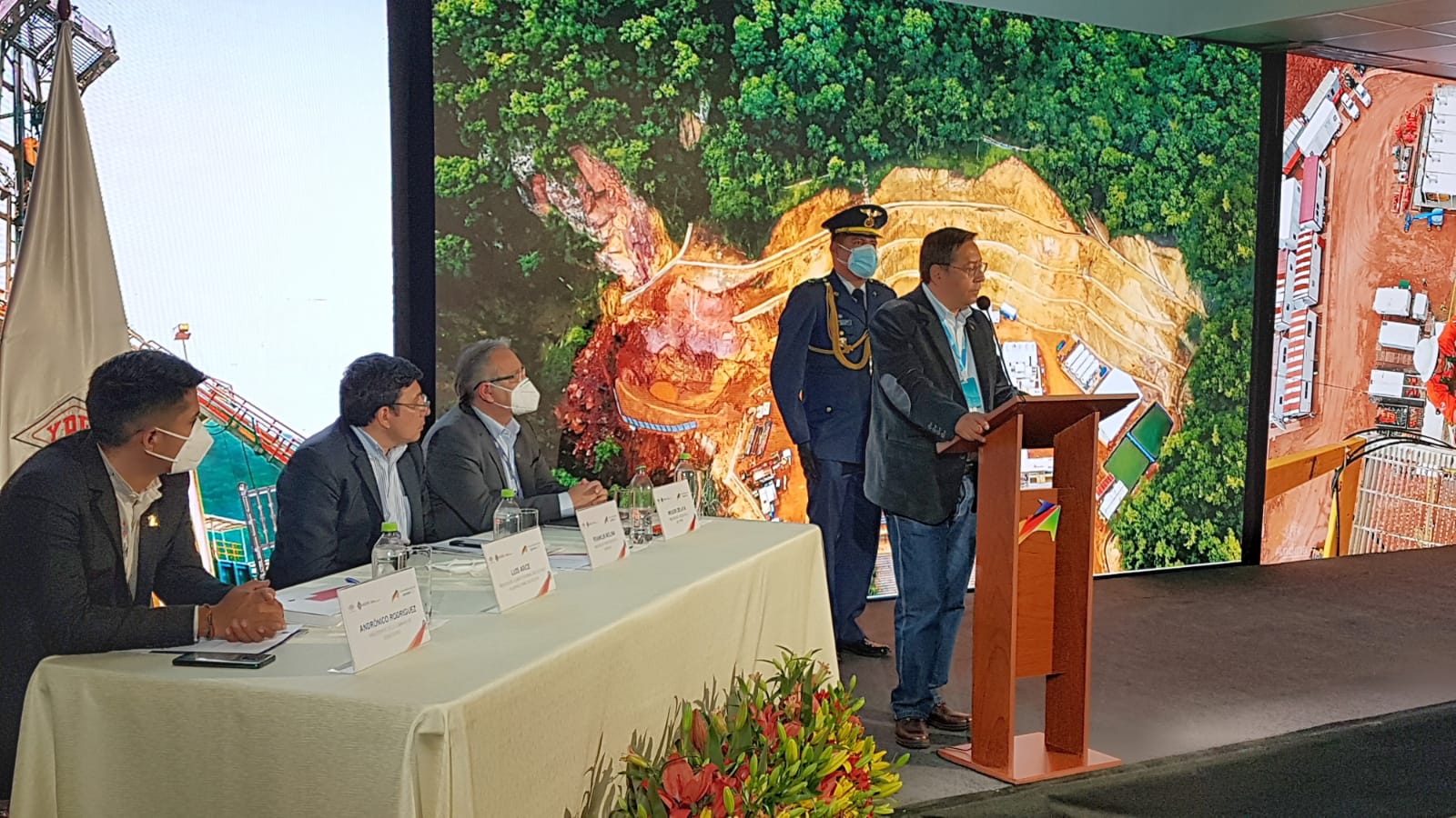 Presidente Arce anuncia que Perú se interesa en el gas boliviano