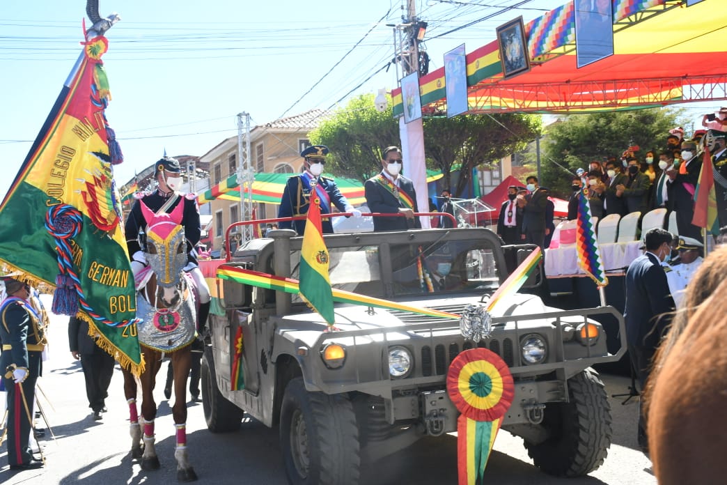 Presidente pide a las FFAA caminar junto al pueblo que nunca les pedirá que masacren para luego desentenderse en los juzgados