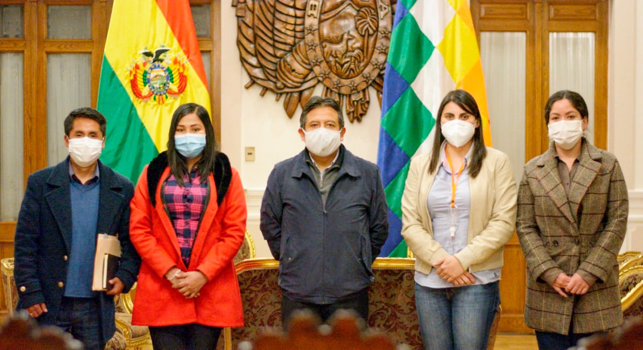 Comisión Mixta de Investigación de Feminicidios determina cuatro ejes para viabilizar la modificación de la Ley 348