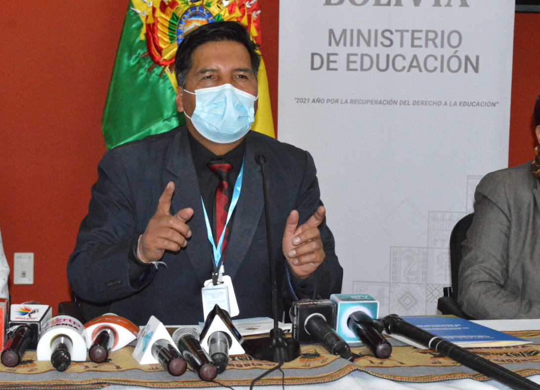 Ministerio de Educación distribuirá para el segundo trimestre 256.000 computadoras Kuaa