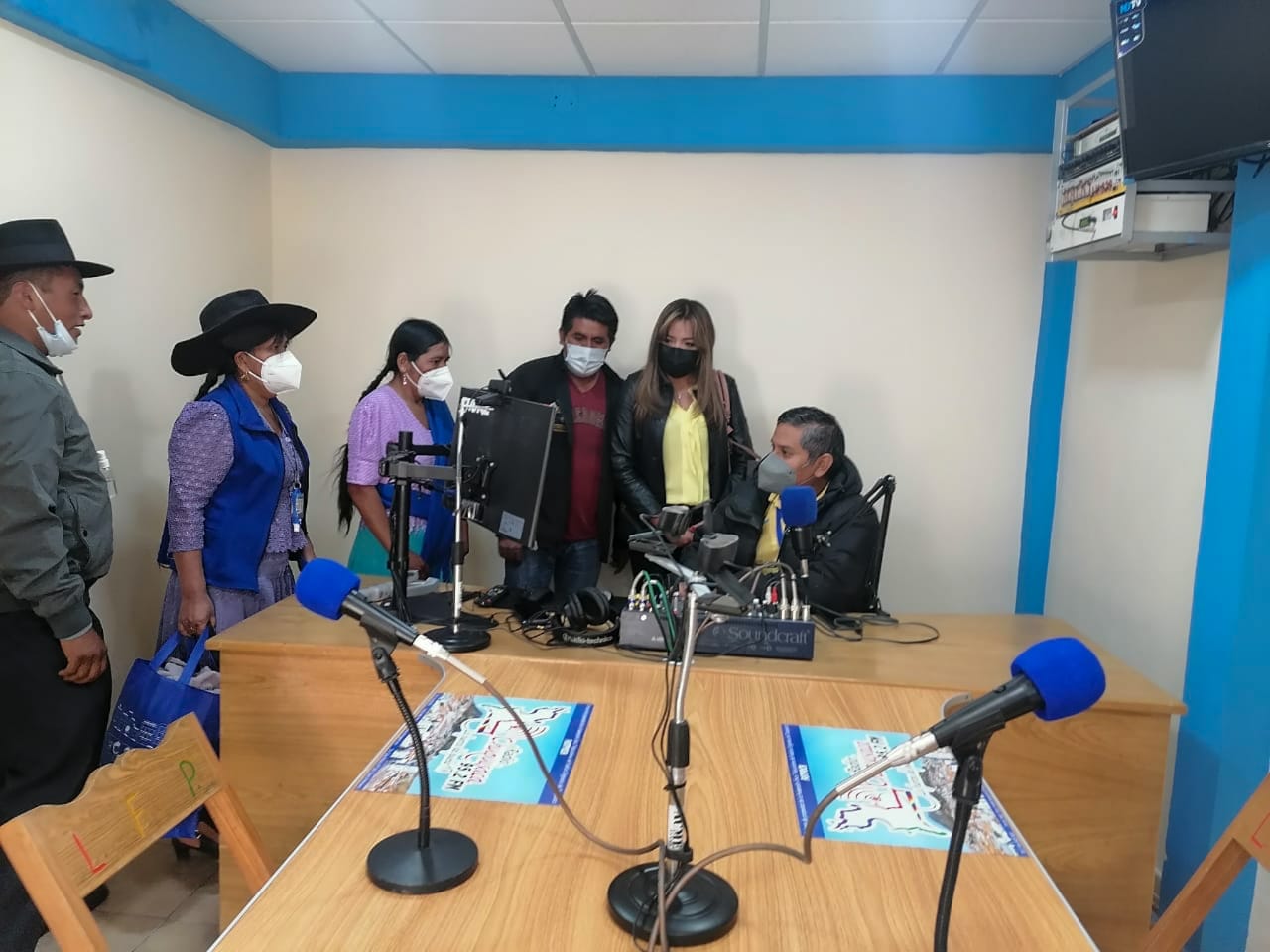 Relanzan operaciones de radio Chuquisaca y Gobierno respalda su funcionamiento