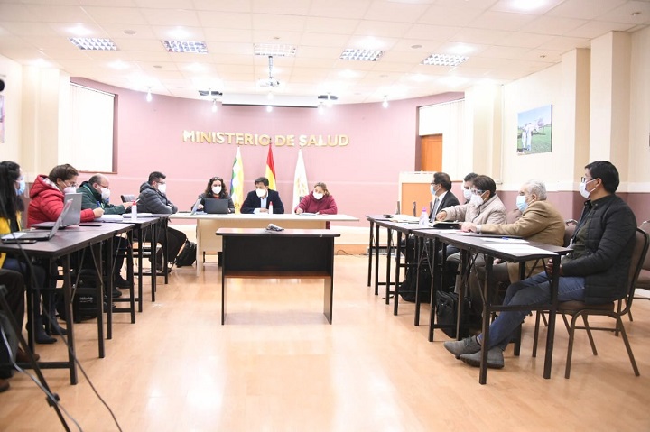 Salud, Sedes y Sirmes avanzan en el diálogo para atender la emergencia por el COVID-19 en La Paz