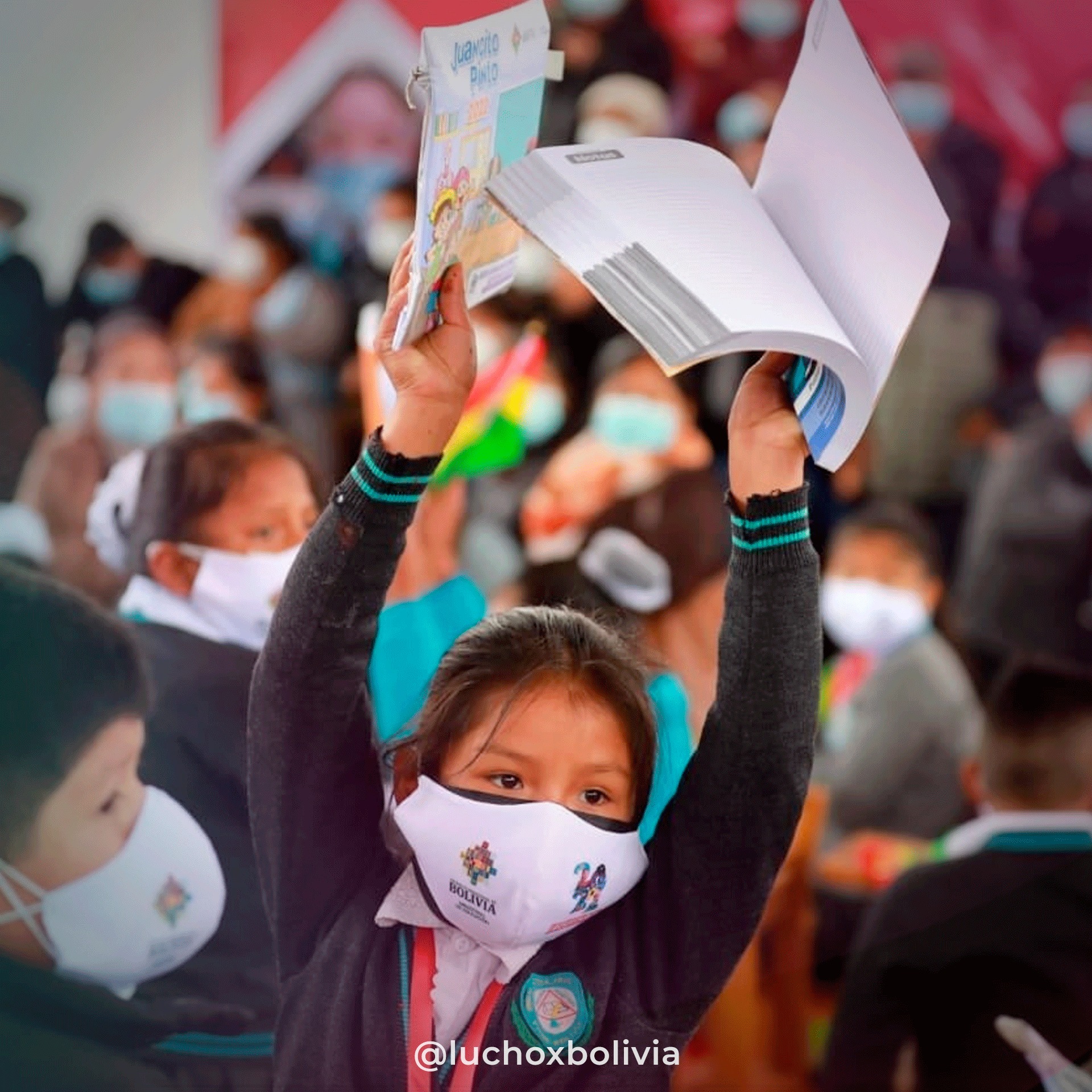 Presidente Arce saluda el retorno a clases en la modalidad presencial