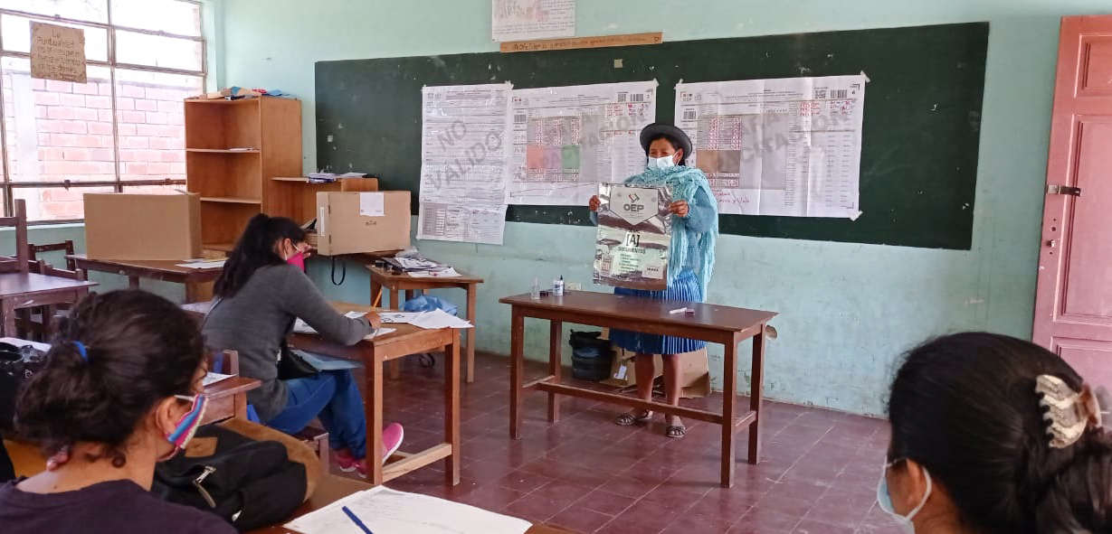 El TED de Tarija finaliza la capacitación de 538 notarios electorales