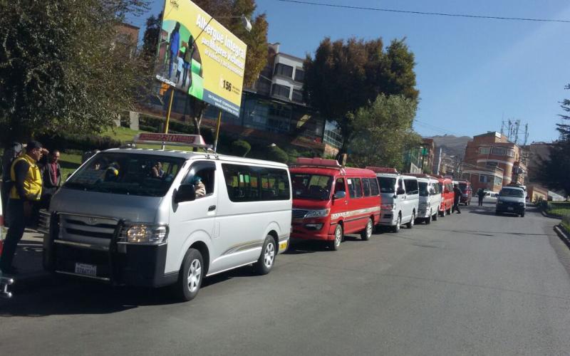 Transporte libre rechaza propuesta de cuarentena en el municipio paceño