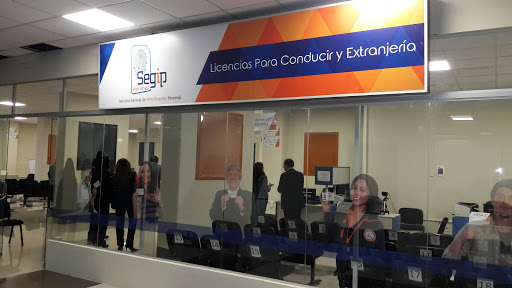 Gobierno amplía vigencia de cédulas de identidad y licencias de conducir hasta el 31 de marzo de 2021