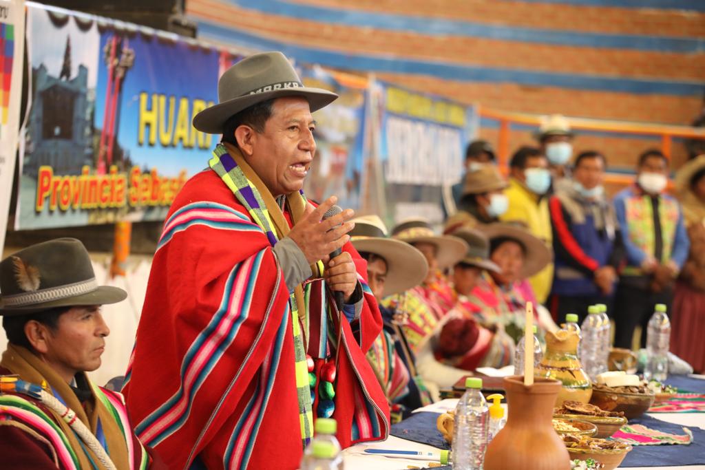 Vicepresidente insta a los jóvenes a preparase para “gobernarnos a nosotros mismos”