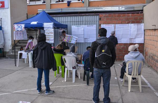TSE recomienda portar barbijo, bolígrafo, carnet de identidad y votar en horario diferenciado este 11 de abril