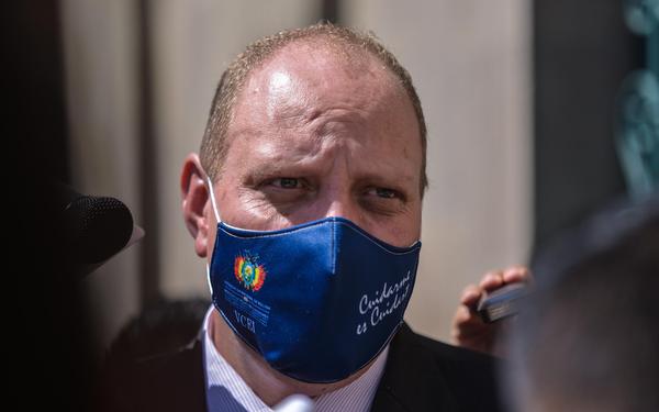 Bolivia decide ampliar por una semana más el cierre de fronteras con Brasil