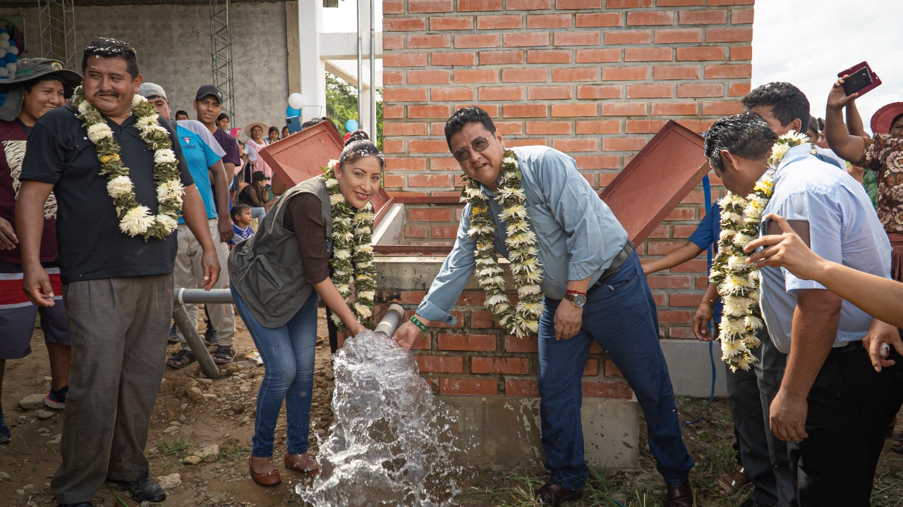 Cochabamba: Productores de Puerto Villarroel se benefician con dotación de agua