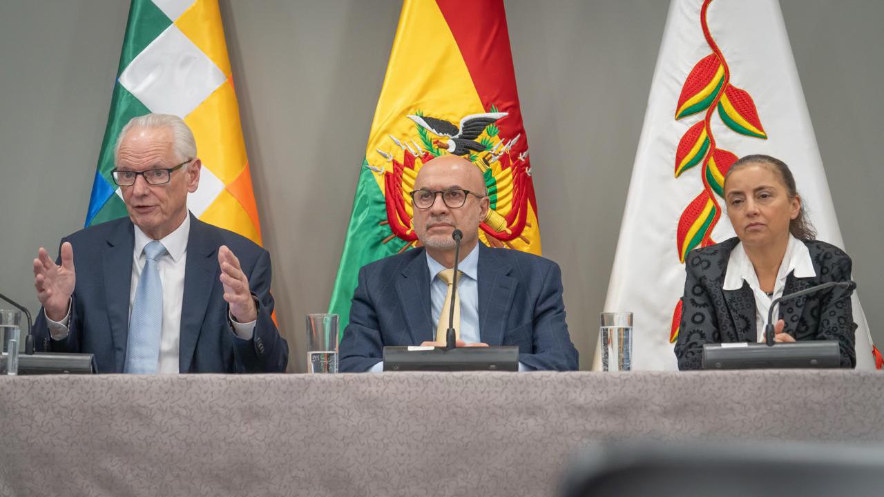 Gobierno anuncia encuentro para fijar acciones inmediatas, eliminar burocracias y agilizar la gestión pública 