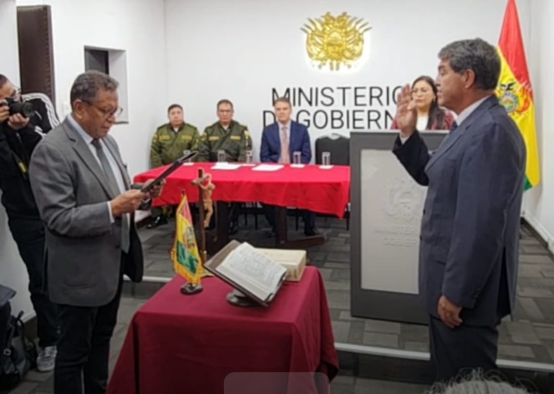 Hernan Paredes asume como viceministro de Régimen Interior y anuncia potenciar la Policía