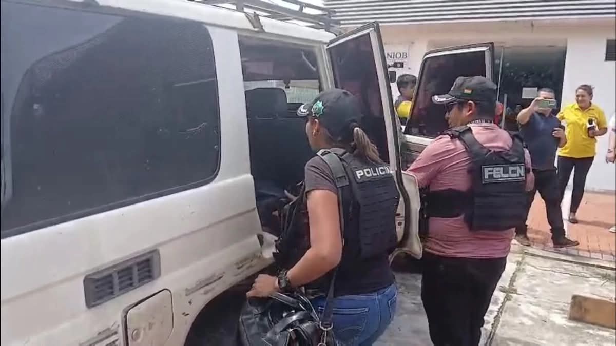 En Santa Cruz, allanan oficinas de Senasag por investigación a empresa vinculada al narcotráfico